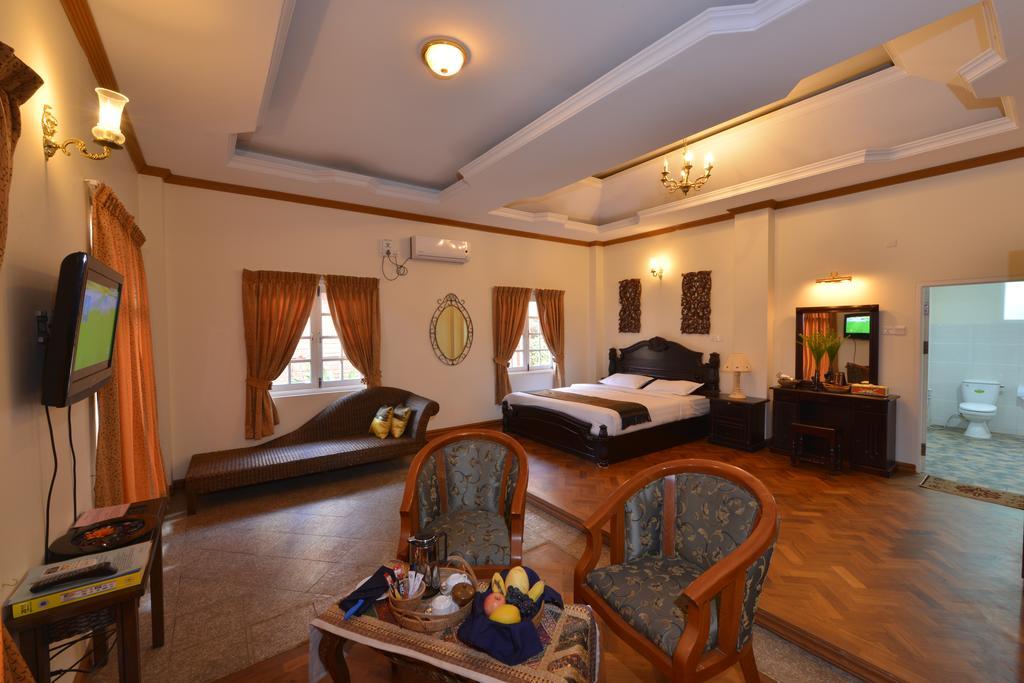 Royal Reward Resort Pyin U Lwin Exterior foto