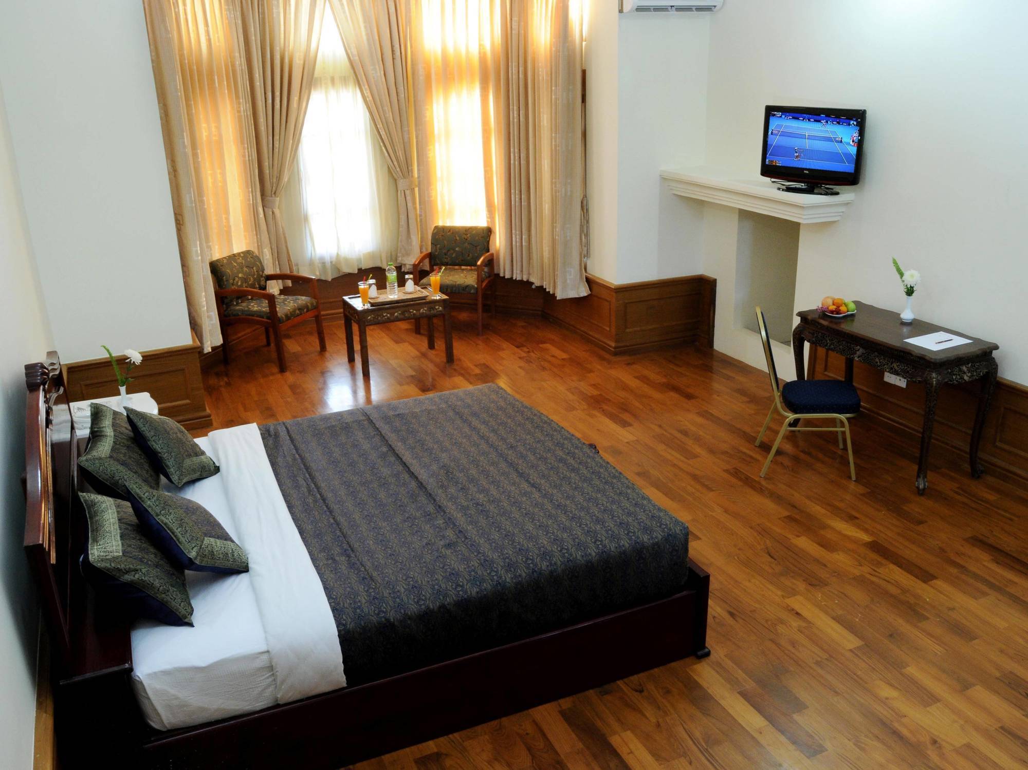Royal Reward Resort Pyin U Lwin Exterior foto